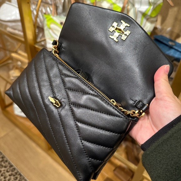 NWT! Tory Burch Kira Chevron Chain Wallet Black Quilted Leather Crossbody 90343 - Picture 7 of 9